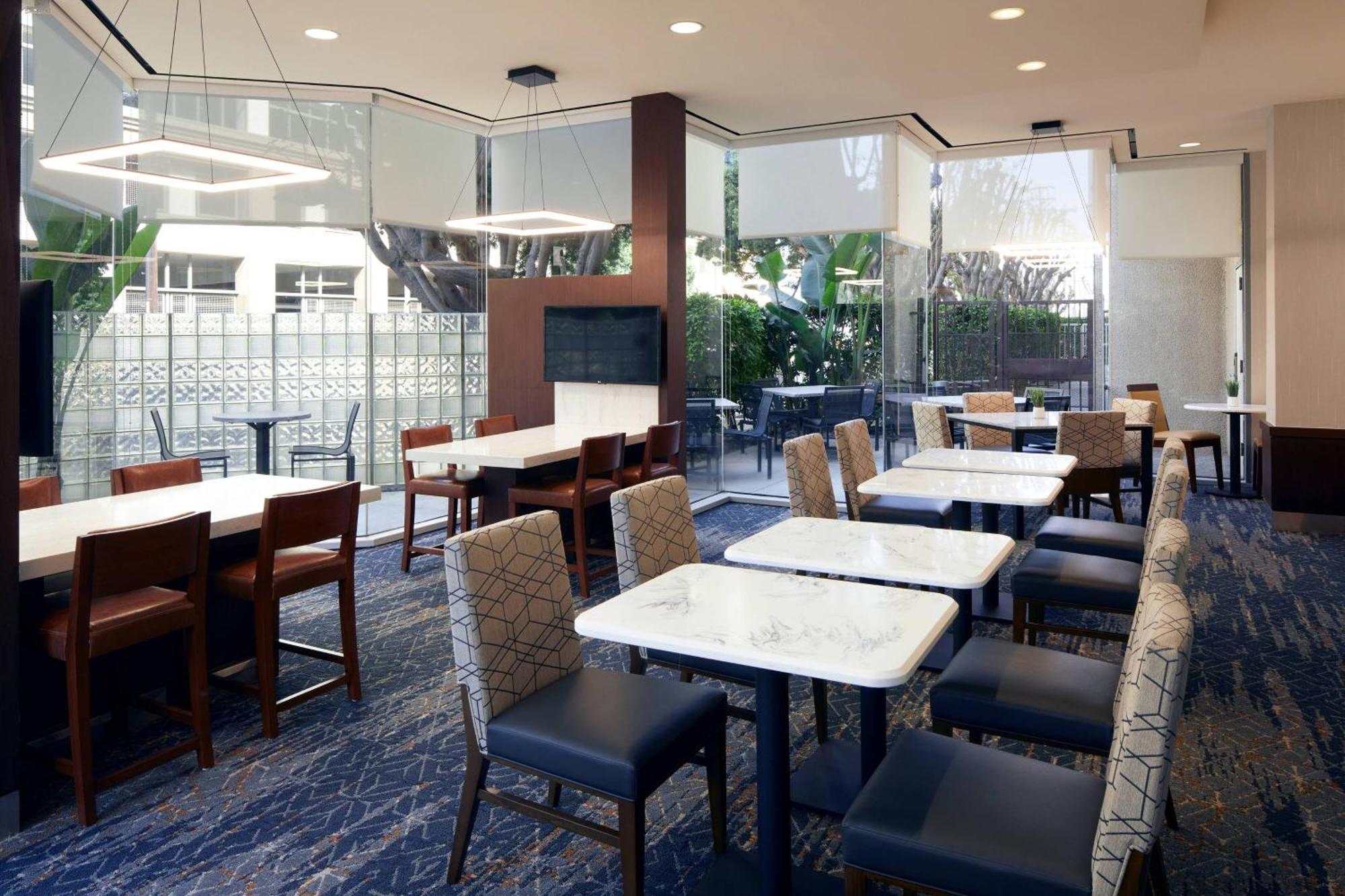 Courtyard By Marriott Los Angeles Lax / Century Boulevard Exterior foto